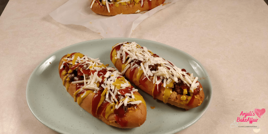 veg hot dogs
vegetarian hotdogs